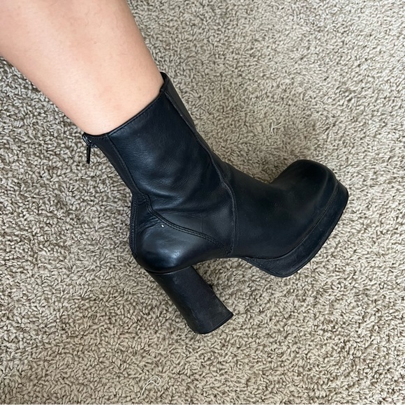Steve Madden Leo boot - Picture 4 of 4